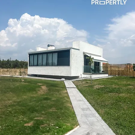 The White #propertly Nea Kallikrateia
